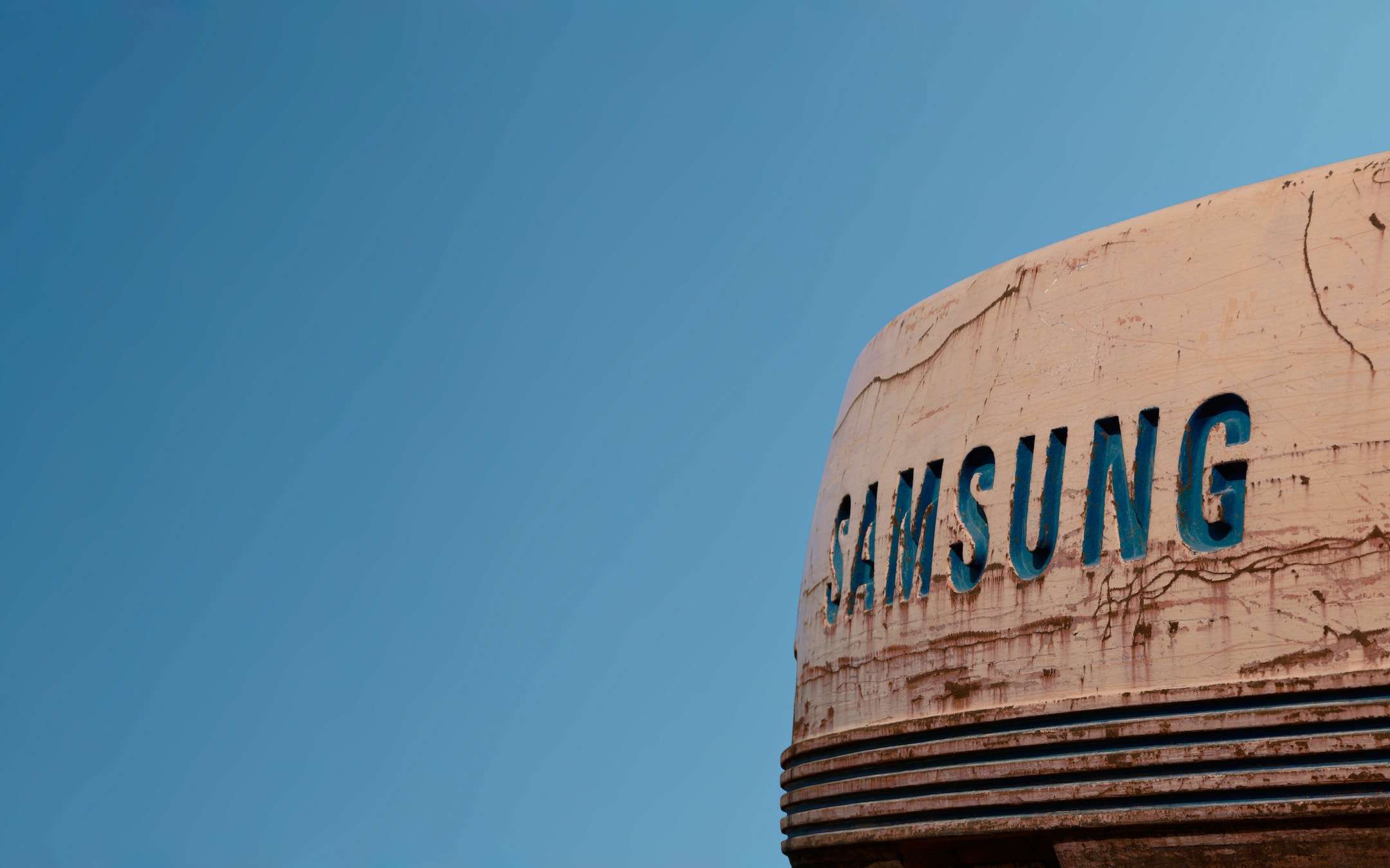 Samsung interrompe i rapporti con Supreme Italia