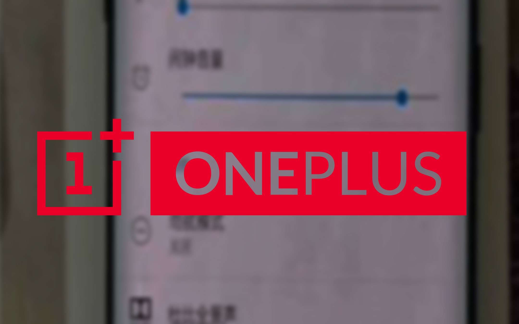 OnePlus 7 Pro: foto rivelano design del telefono