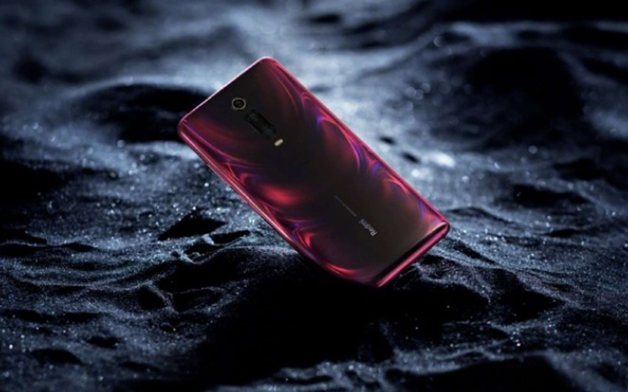 Redmi K20 con colori sgargianti e 3 fotocamere