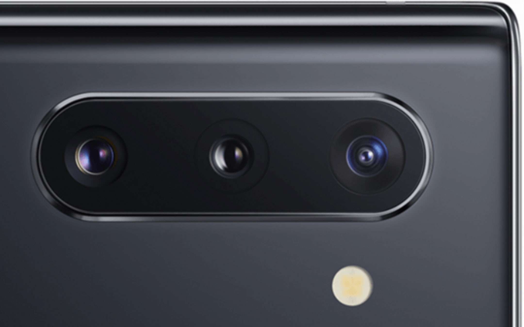 Note 10: il dubbio peggiore confermato da una foto