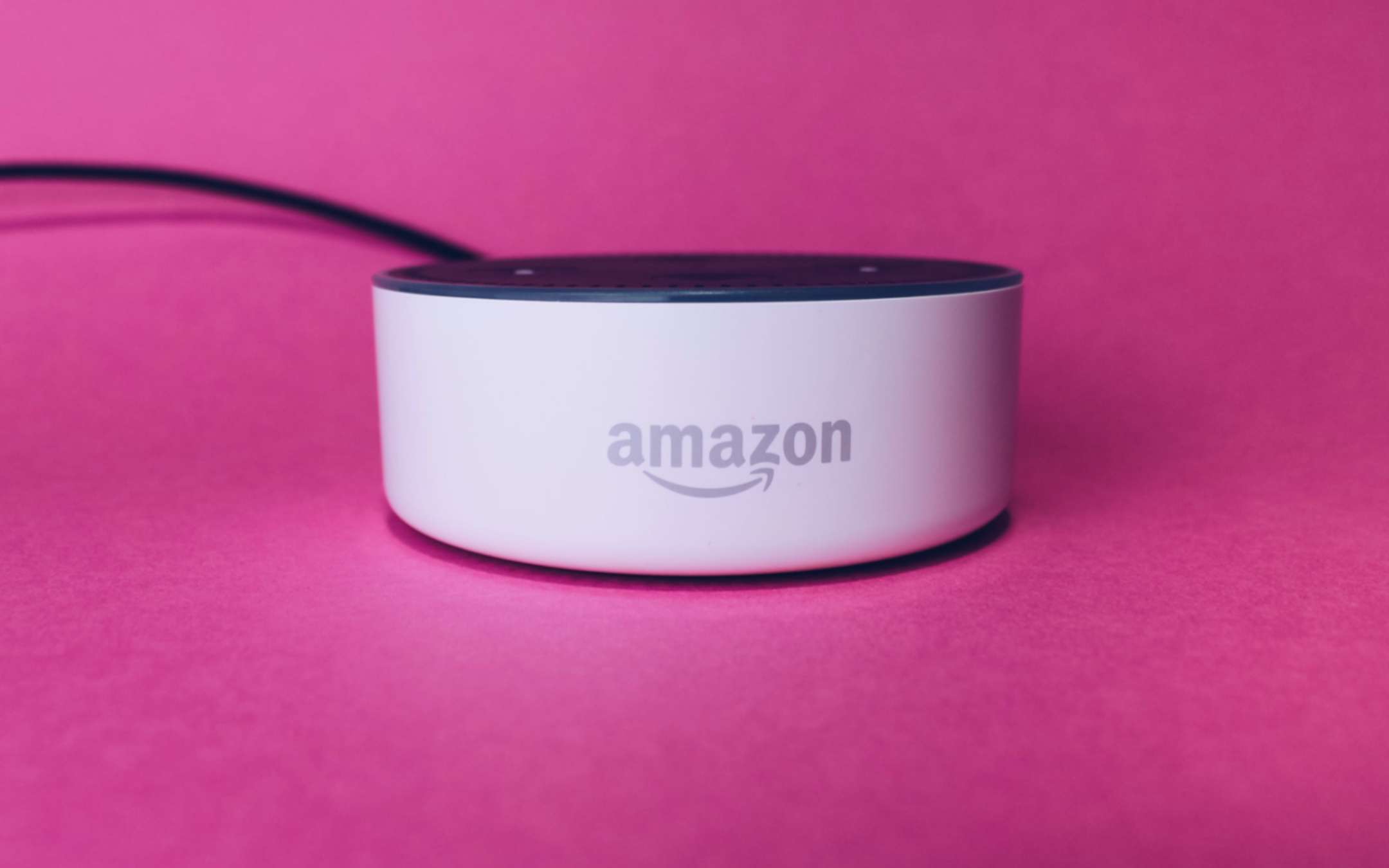 Amazon: auricolari con activity tracker e Alexa