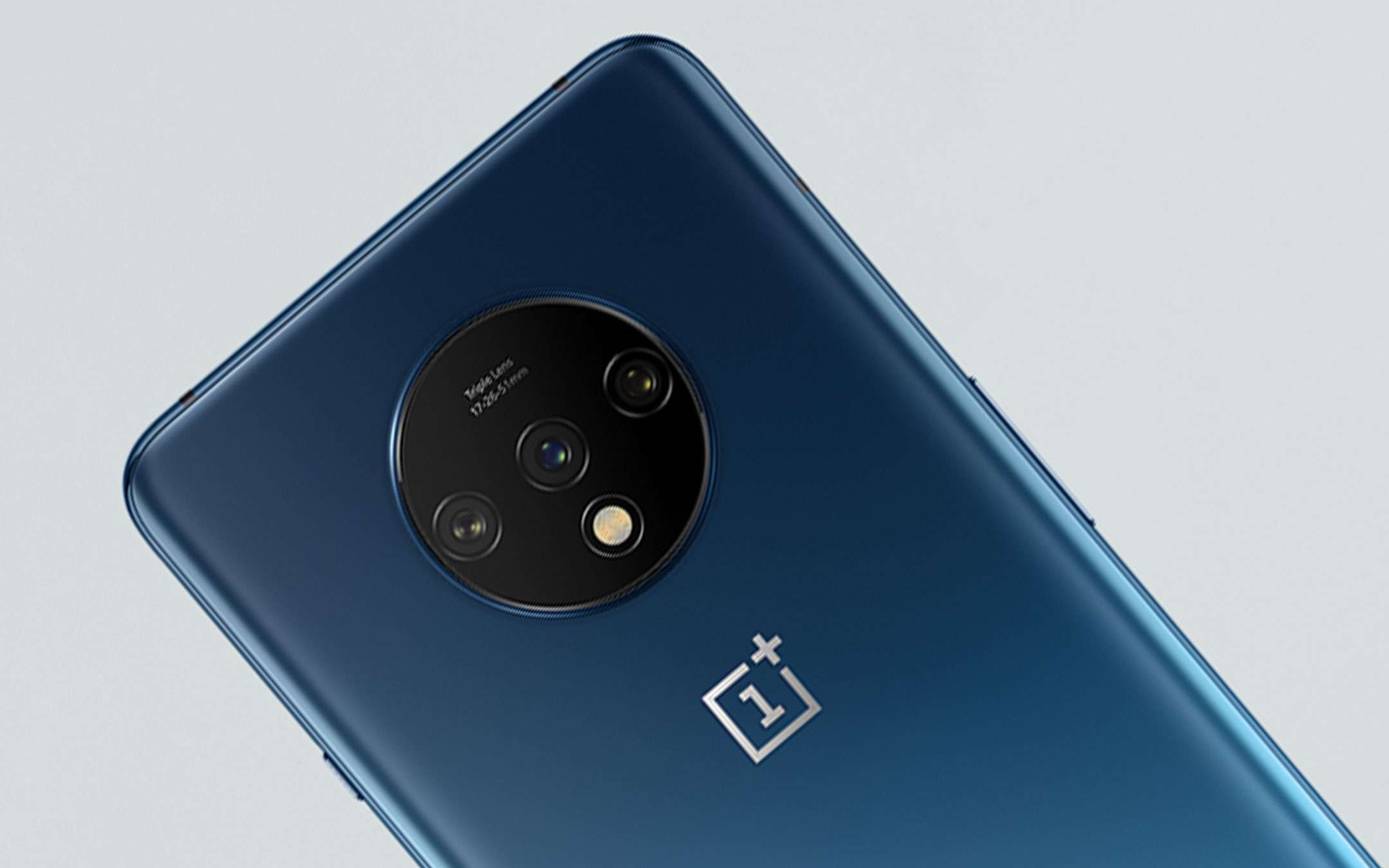 OnePlus 7T: design svelato ufficialmente