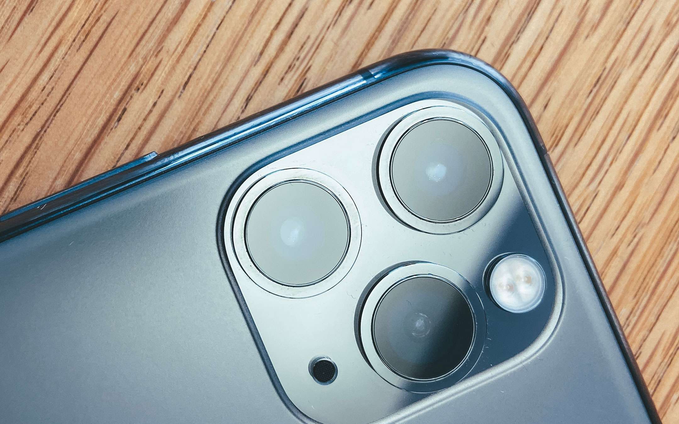 iPhone 11 Pro Max: foto non a livello di Mi Note 10