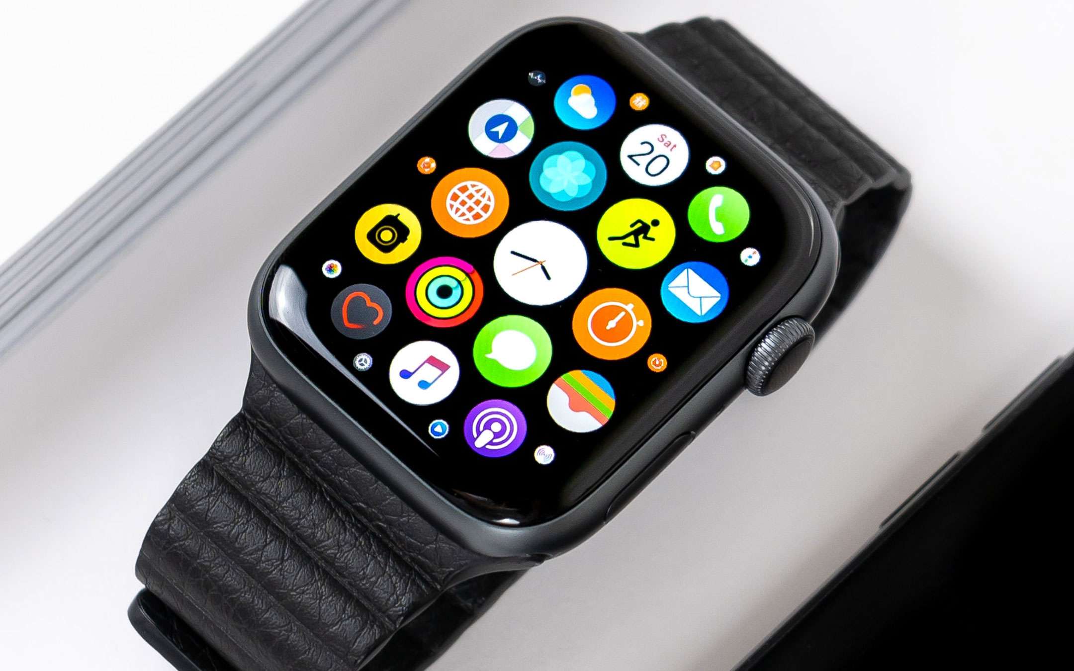 Un Apple Watch per controllare il Parkinson, l'idea