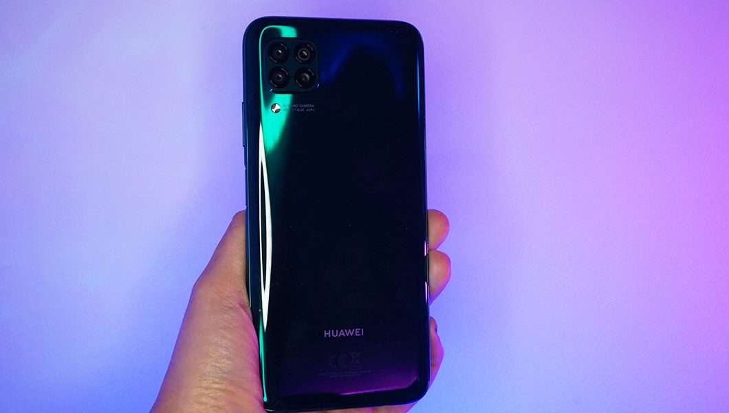 Huawei P40 Lite, tutte le immagini