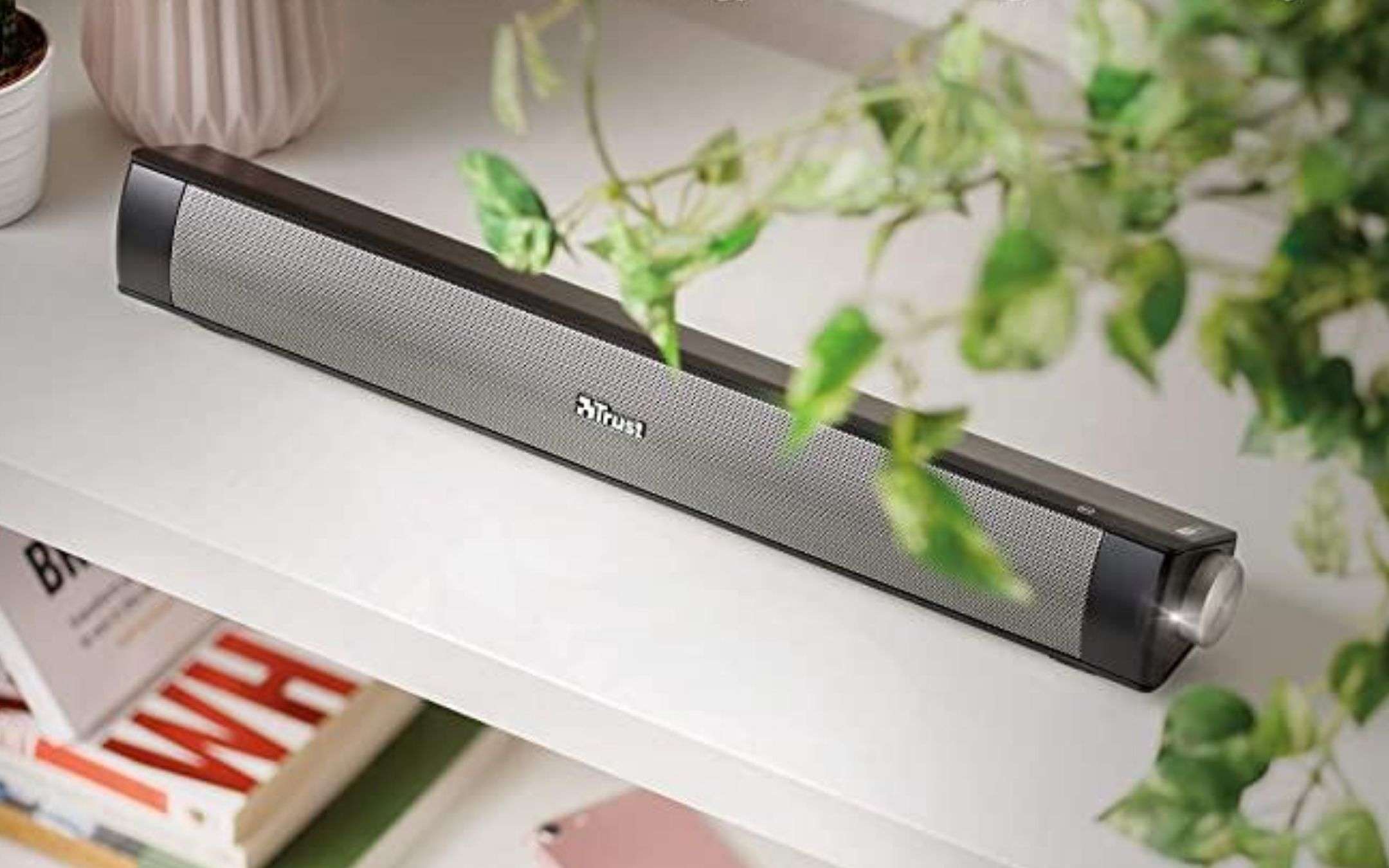 Mini, ma potente soundbar: prezzo regalo su Amazon