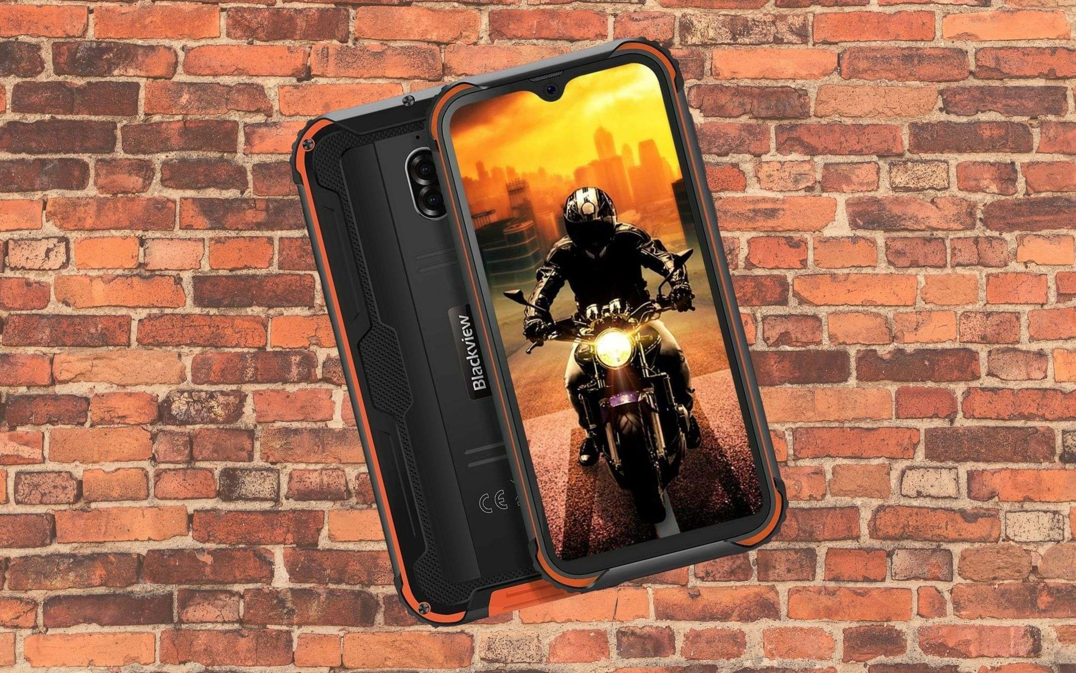 Il tuo nuovo rugged phone costa 107€ su eBay, ora