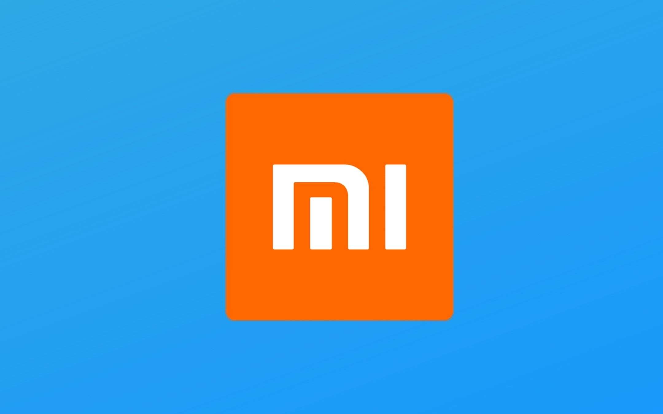 Xiaomi: brevetto per un foldable con camera pop-up