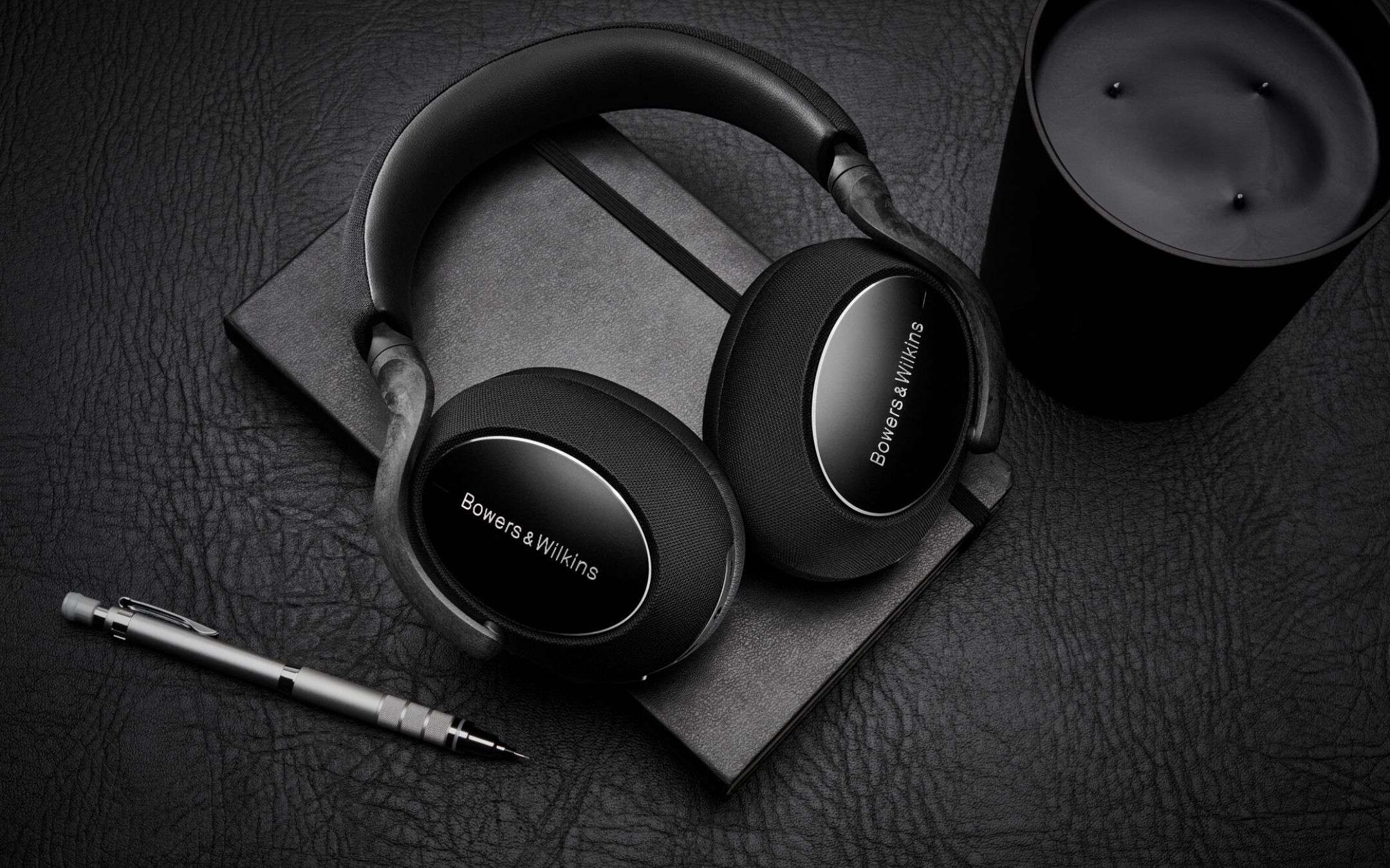 Bowers & Wilkins PX7: ecco la nuova Carbon Edition