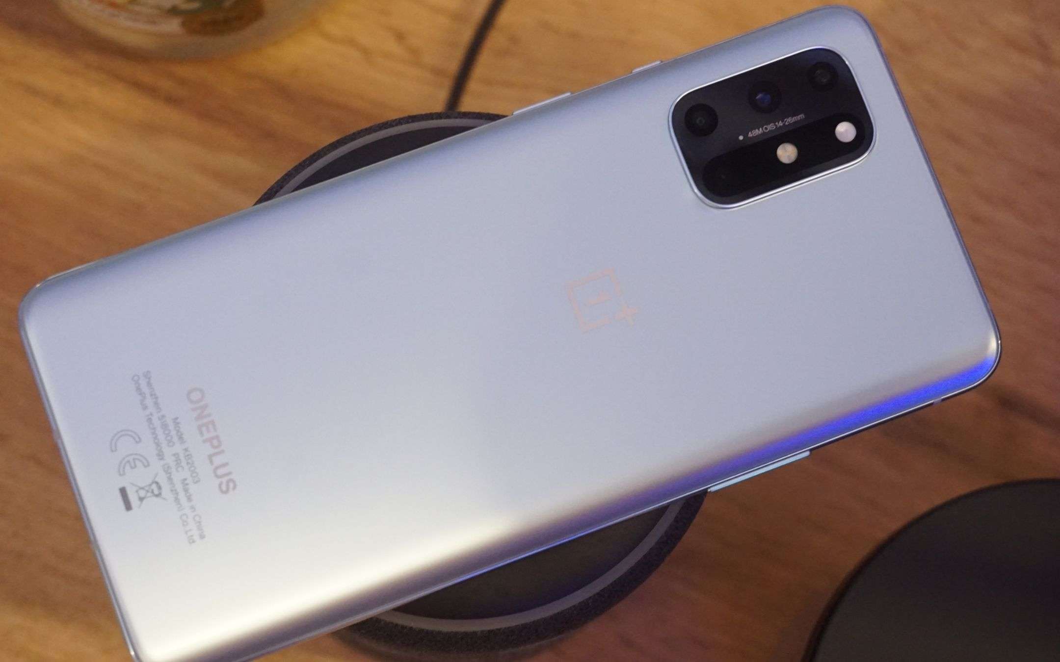 OnePlus 8T come non l’hai mai visto (VIDEO)