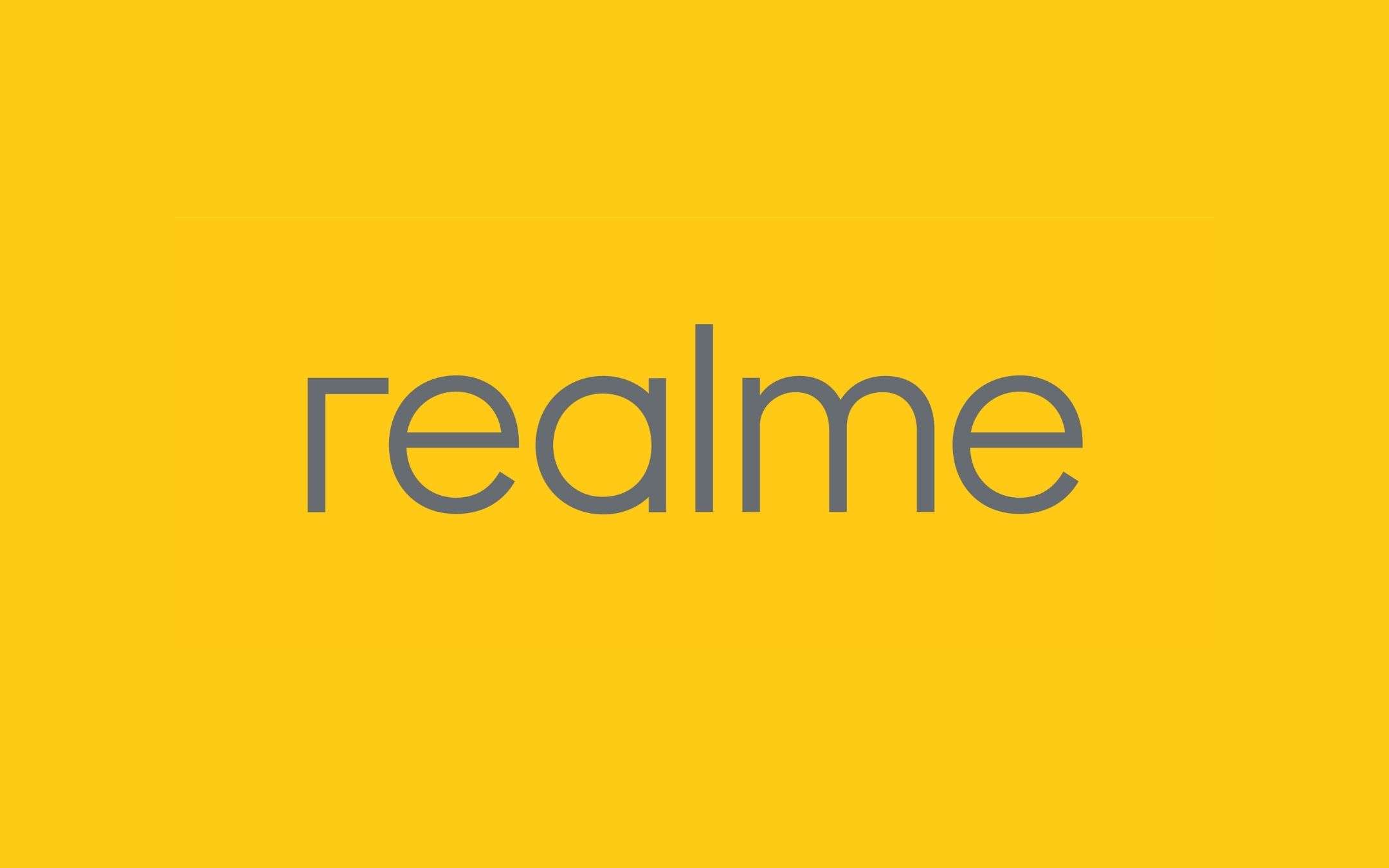 Realme: al lavoro su un device con display curvo