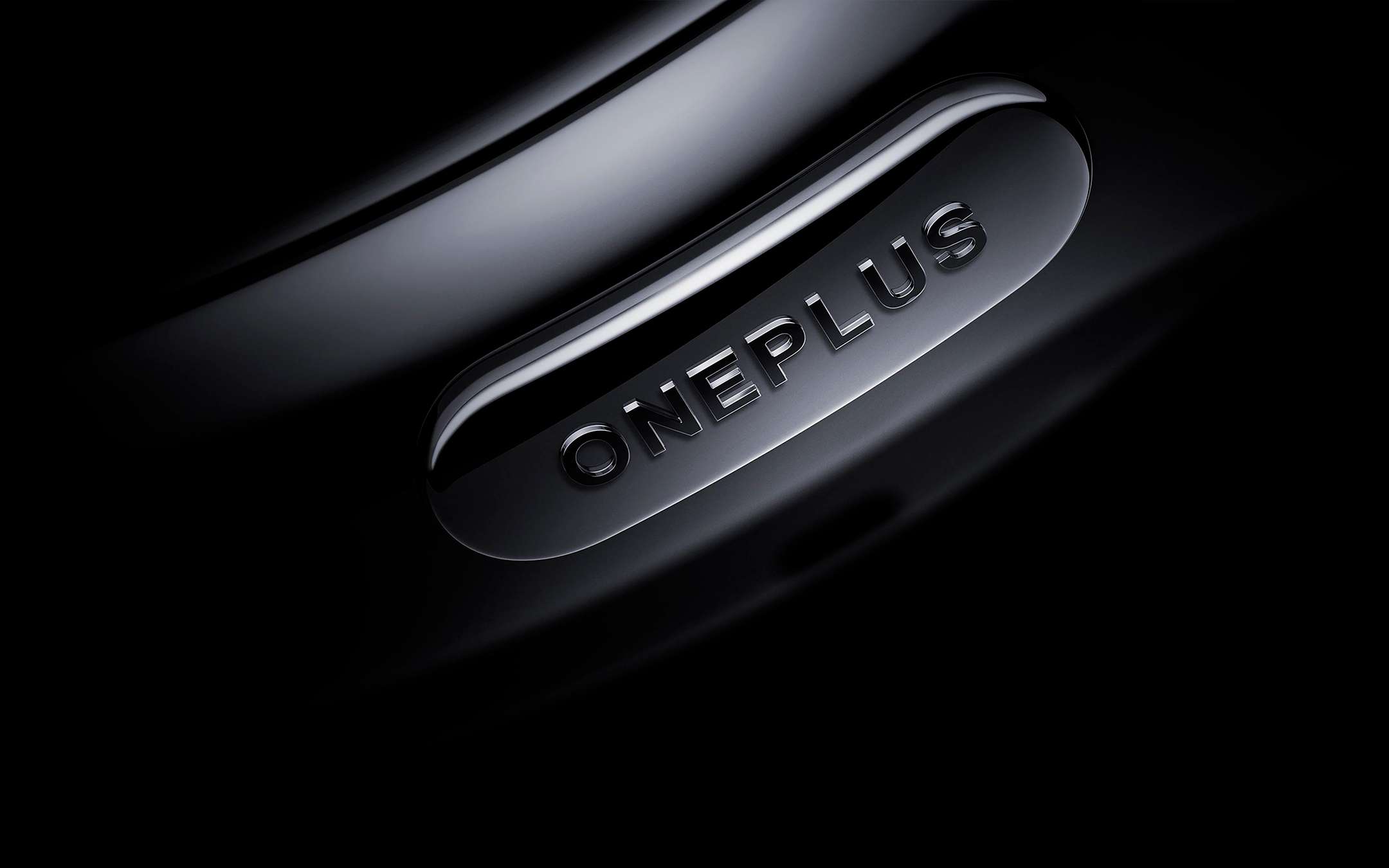 OnePlus Watch: eccolo in tutto il suo splendore