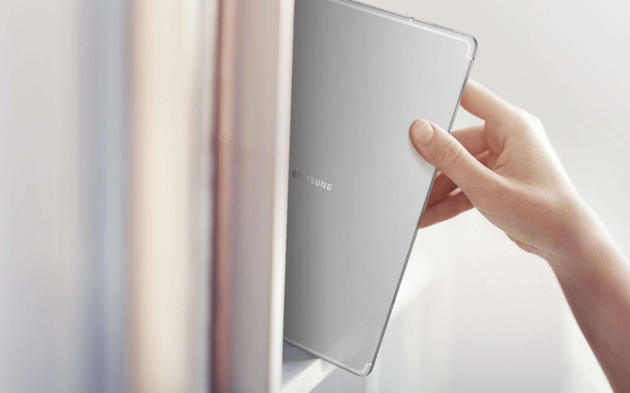 Galaxy Tab S5e si aggiorna e diventa più sicuro