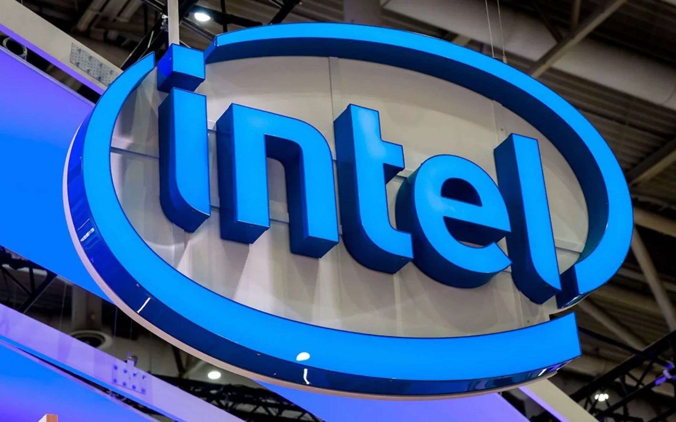 La previsione del CEO di Intel sulla carenza di chip