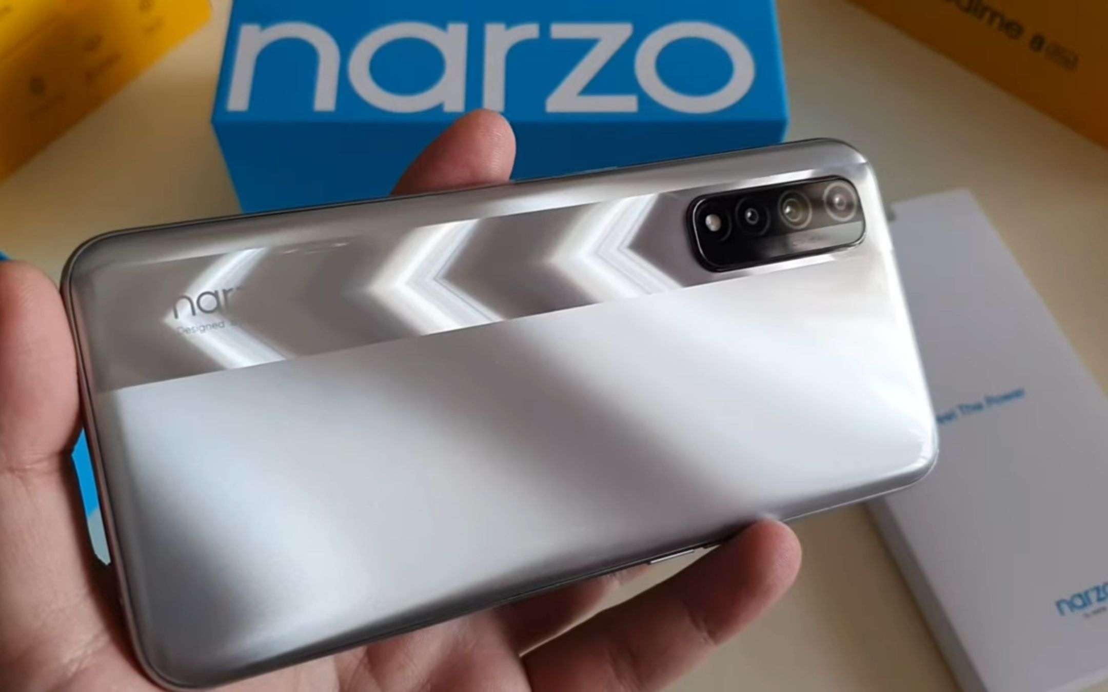 Realme Narzo 30: eccolo in un hands-on (VIDEO)