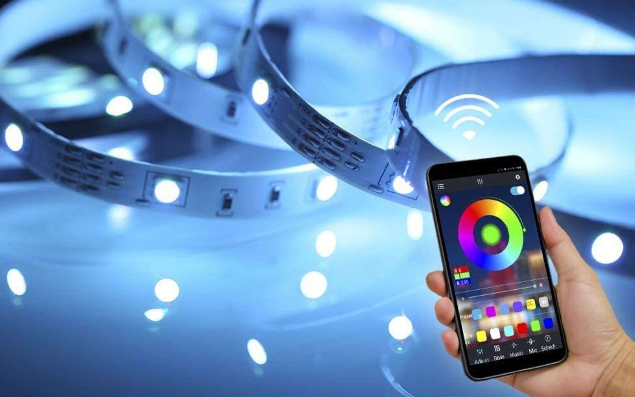 Amazon: 10 metri di LED RGB Bluetooth in OFFERTONA (18€)