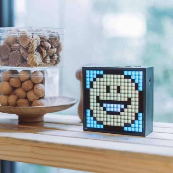 speaker Bluetooth pixel art