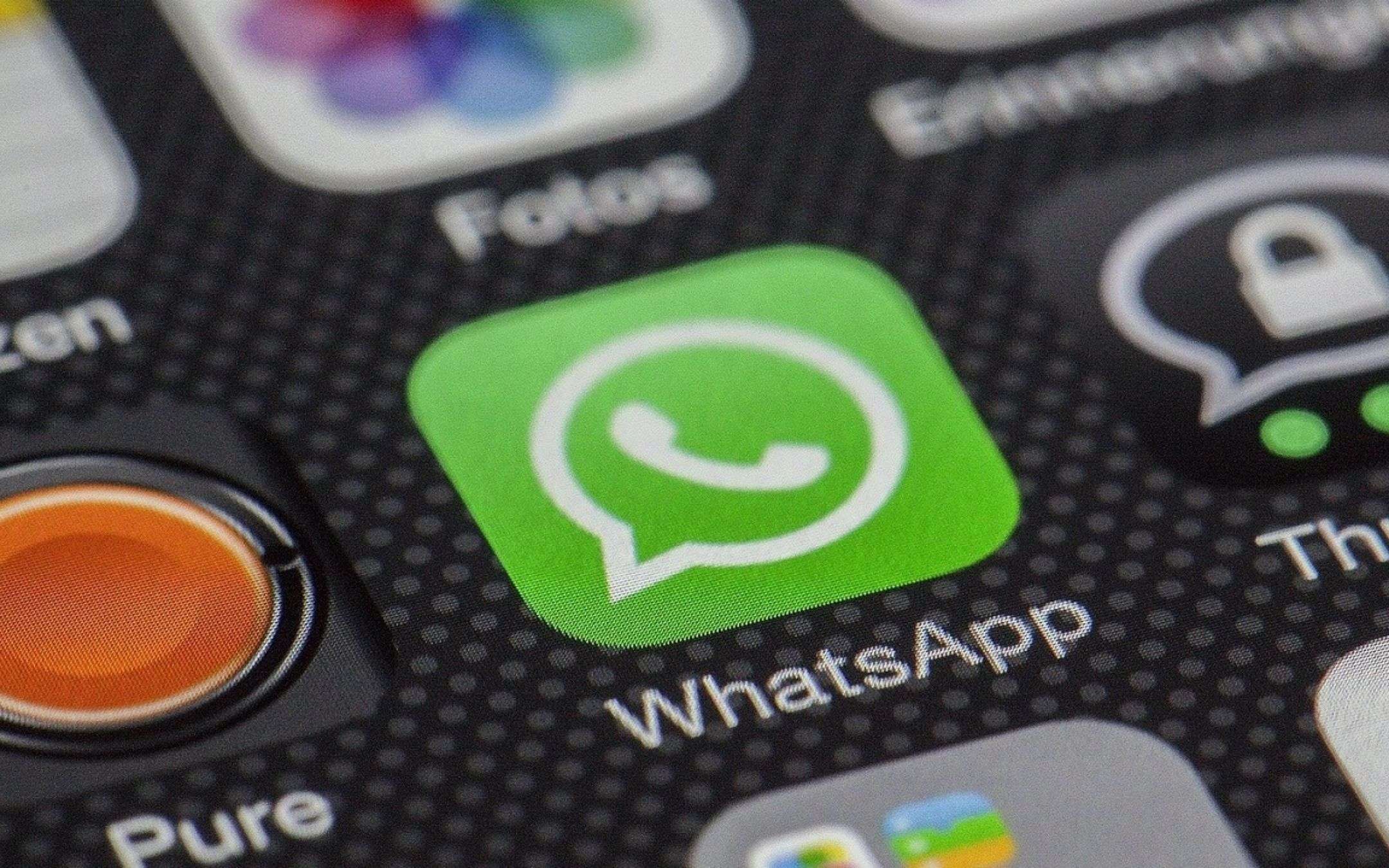 WhatsApp fra DOWN improvvisi e TRUFFE: ecco cosa fare