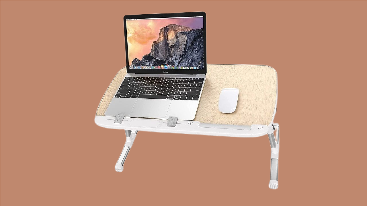 Tavolino per notebook, comodo e regolabile: PREZZO OTTIMO (-8 euro)!