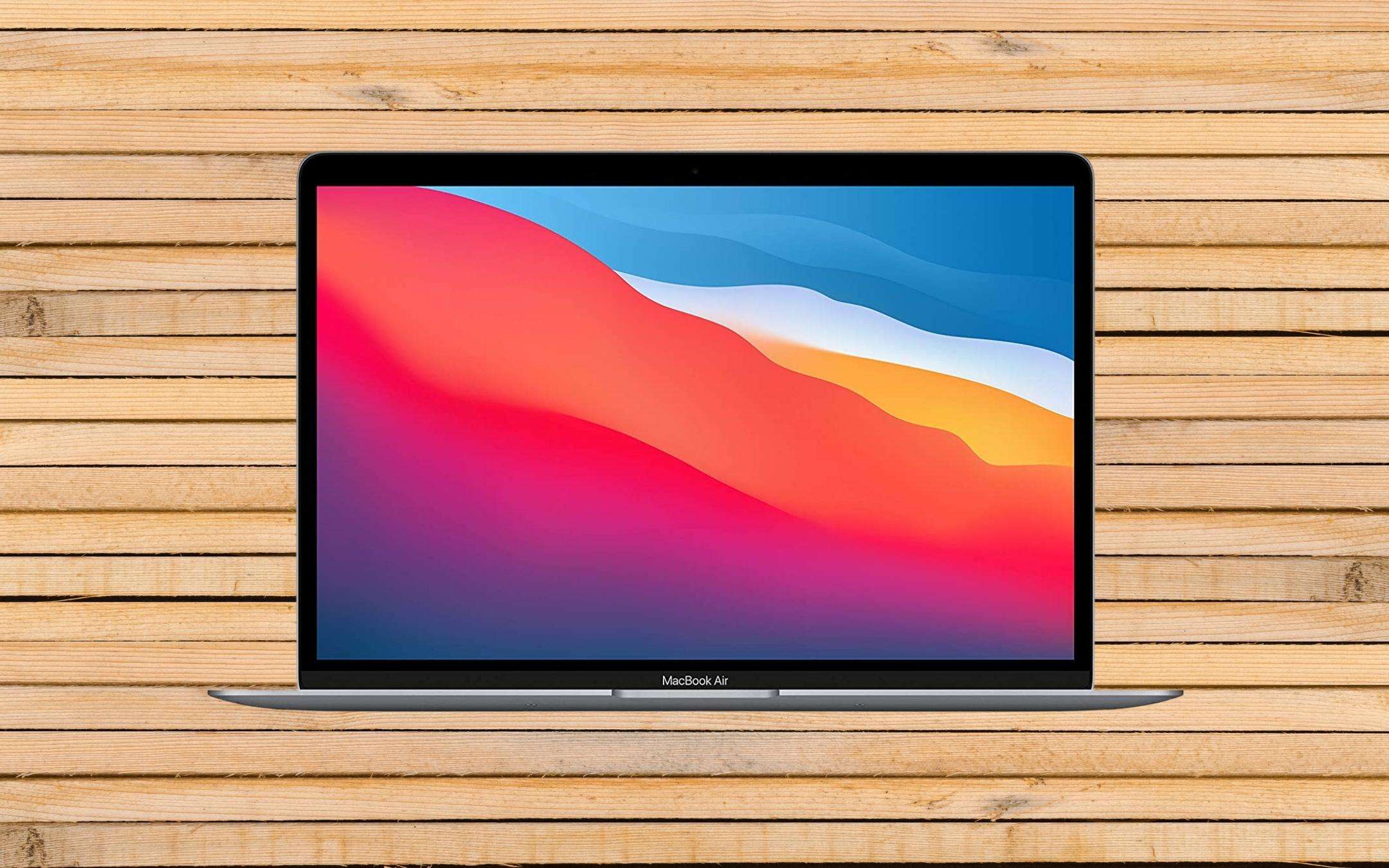 MacBook Air in sconto: con chip M1 VOLA tant'è veloce