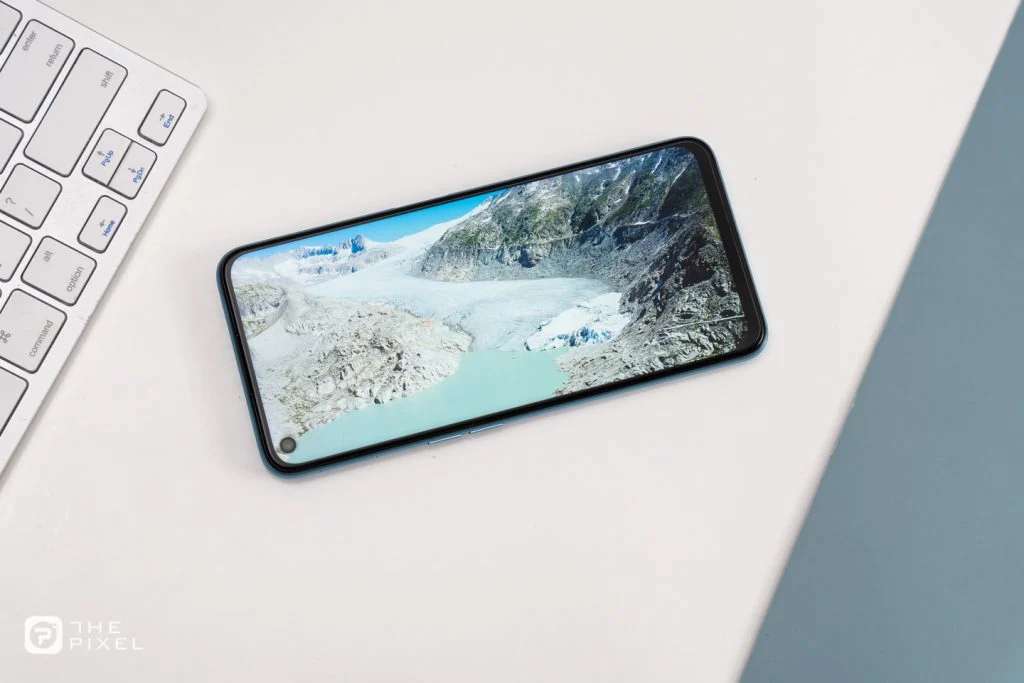 Realme 9i: ecco il design dal vivo del nuovo medio-gamma