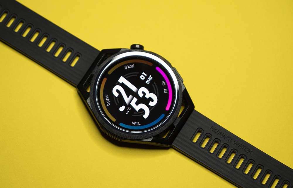 Huawei Watch GT Runner - lo smartwatch perfetto per gli sportivi:  recensione, caratteristiche e prezzo 2022