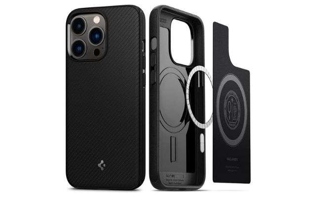 Spigen iPhone 13 Pro