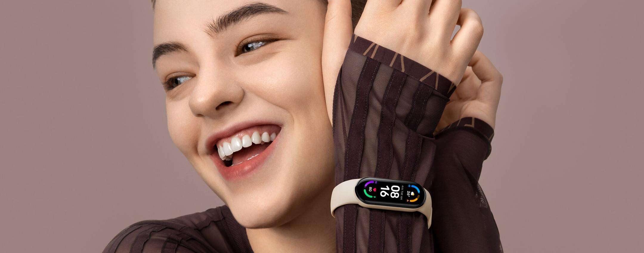 Xiaomi Mi Band 7: display più grande, GPS integrato e molto altro