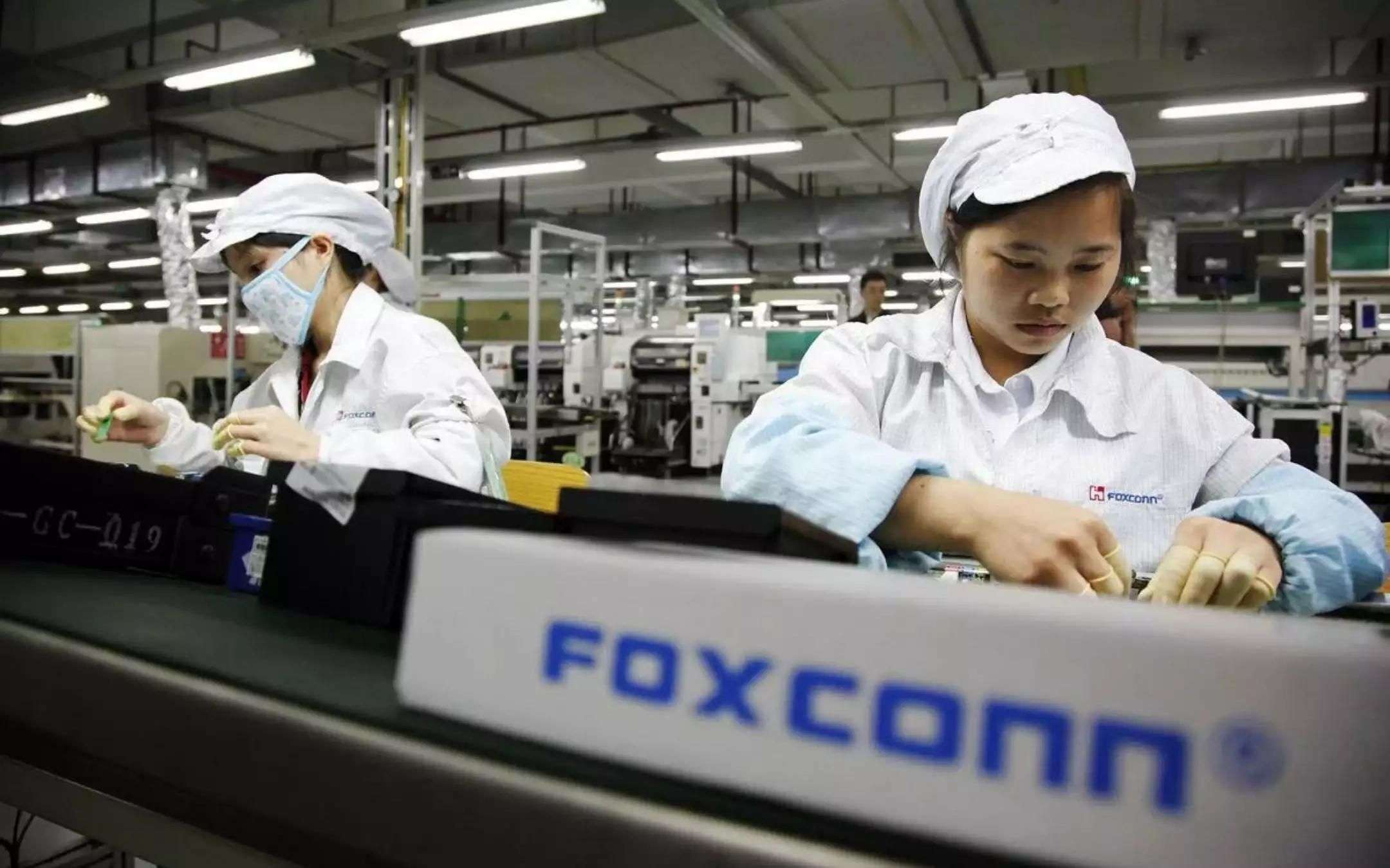 Foxconn in lockdown: la produzione di iPhone è a rischio