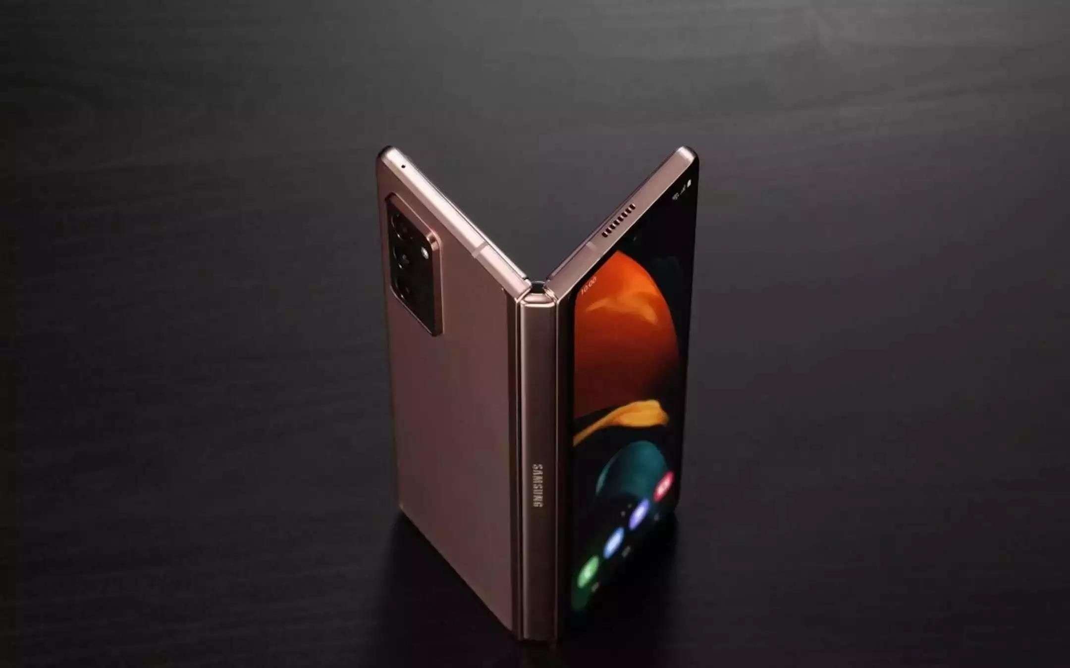 Samsung Galaxy Z Fold4: ecco come saranno gli schermi