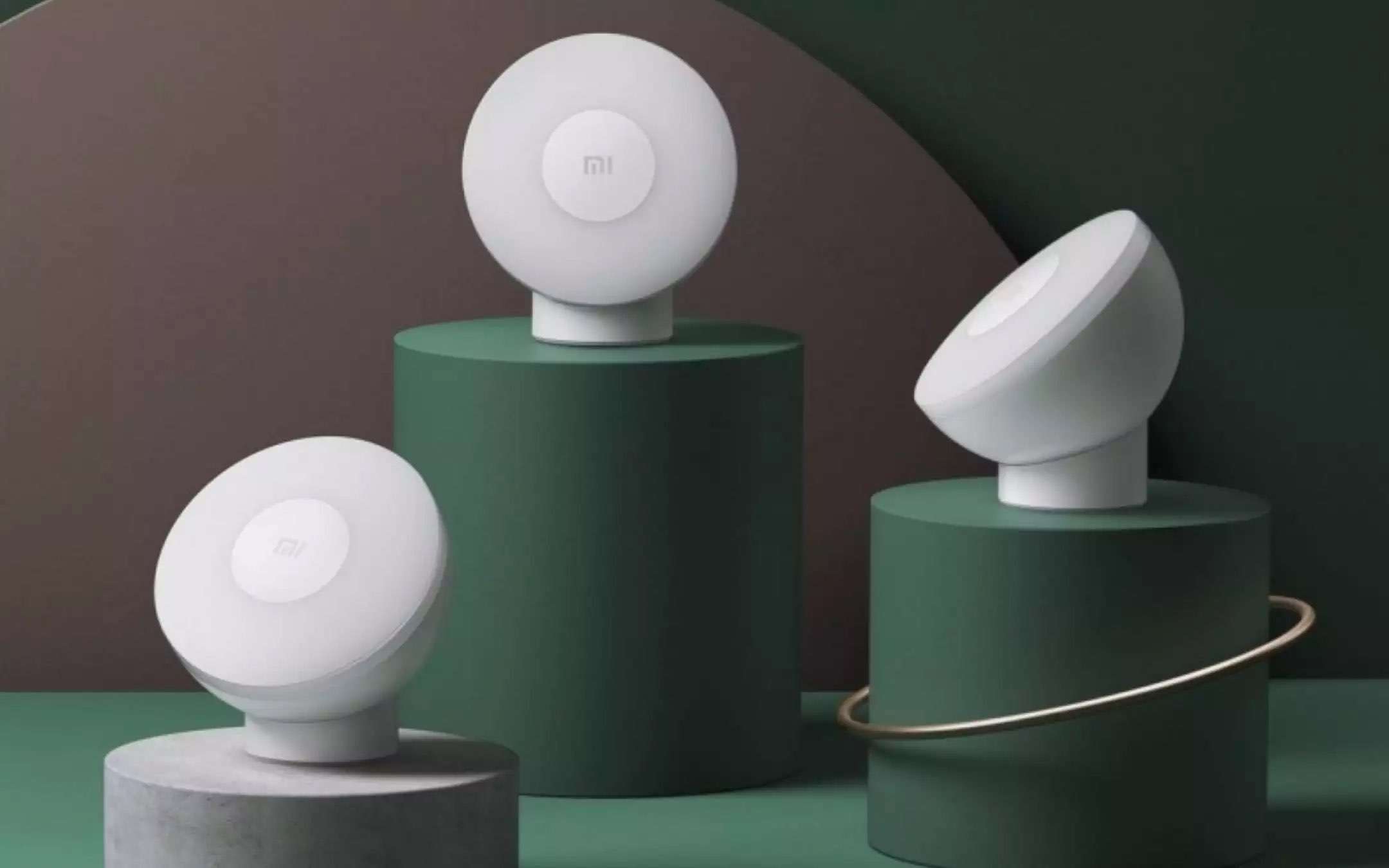 Xiaomi, sconto ILLUMINATO: 6€ per la super luce da notte