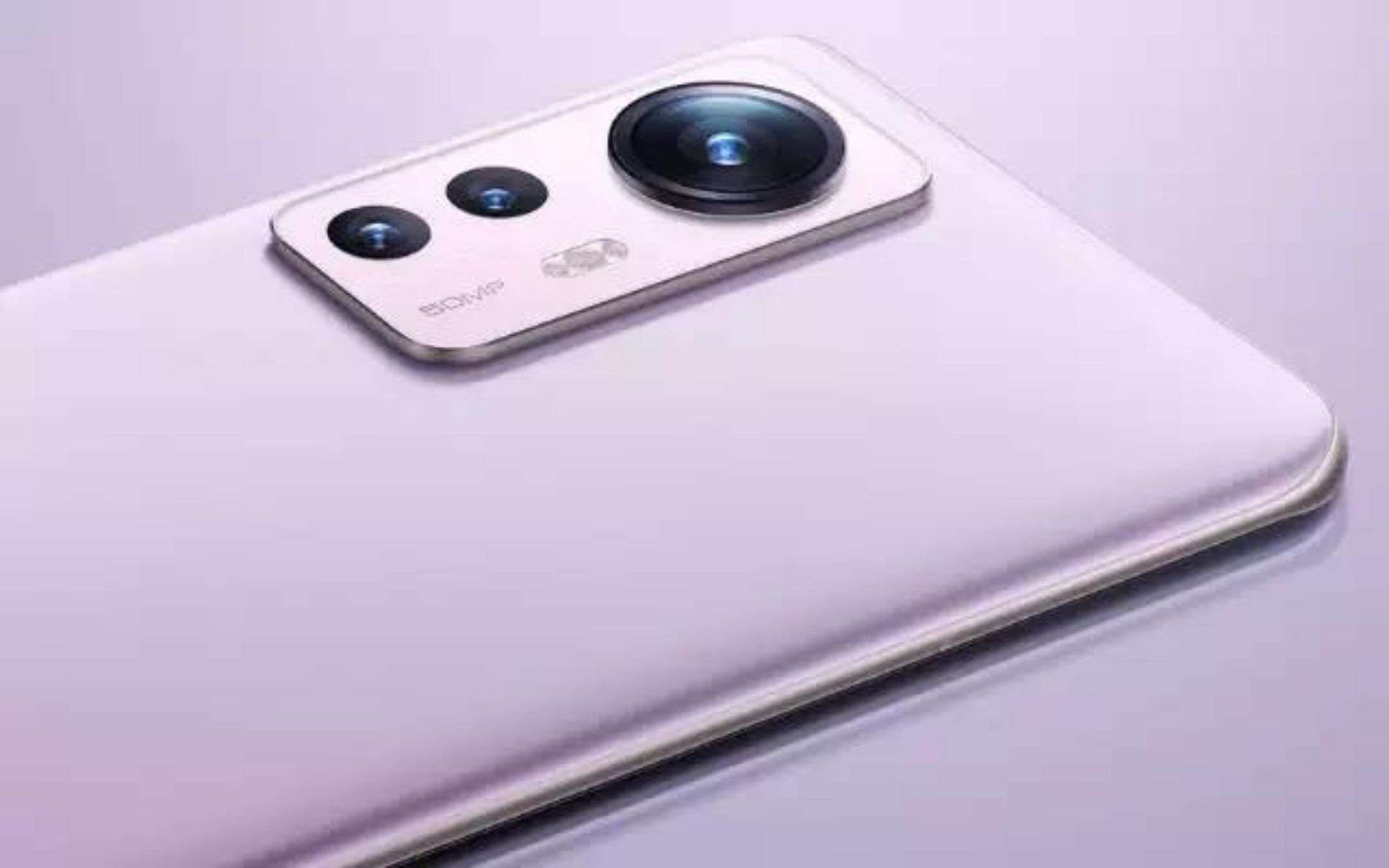 Xiaomi 12T Pro: fotocamera da 200 Mpx, prezzo contenuto