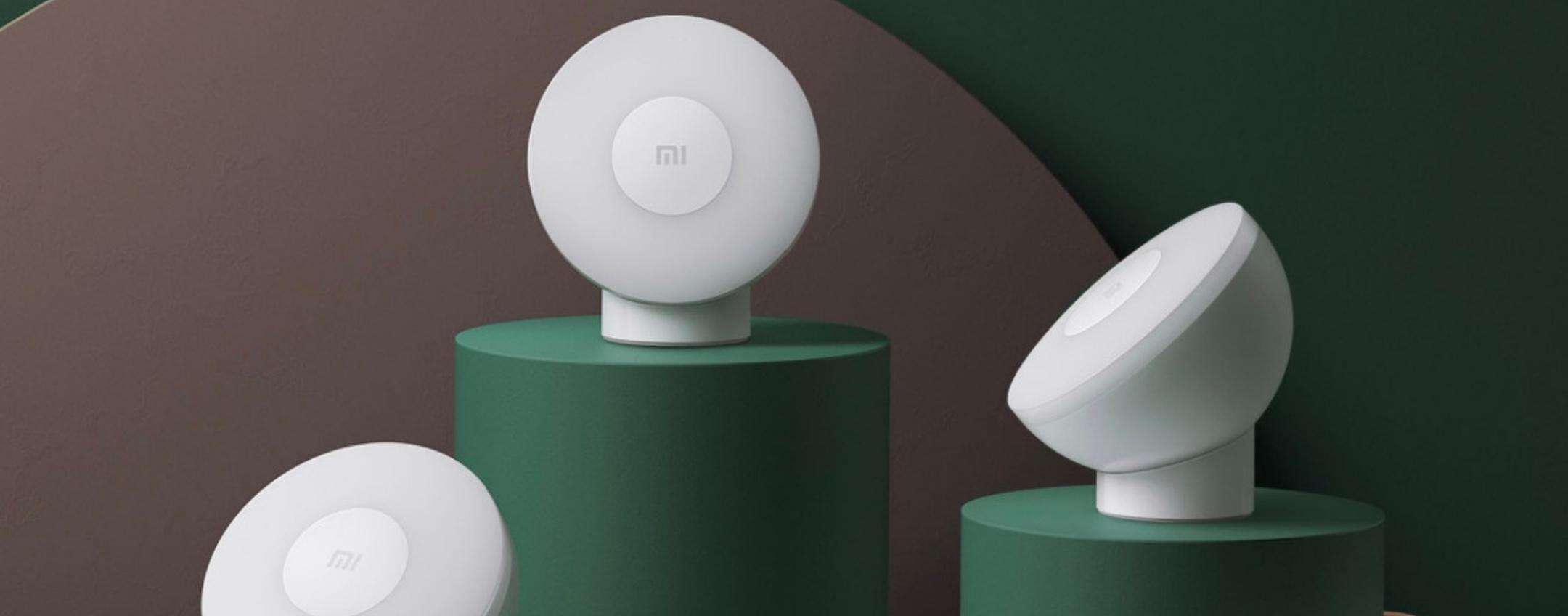 Casa buia? Illuminala con la luce notturna Xiaomi, solo 9€ per POCO