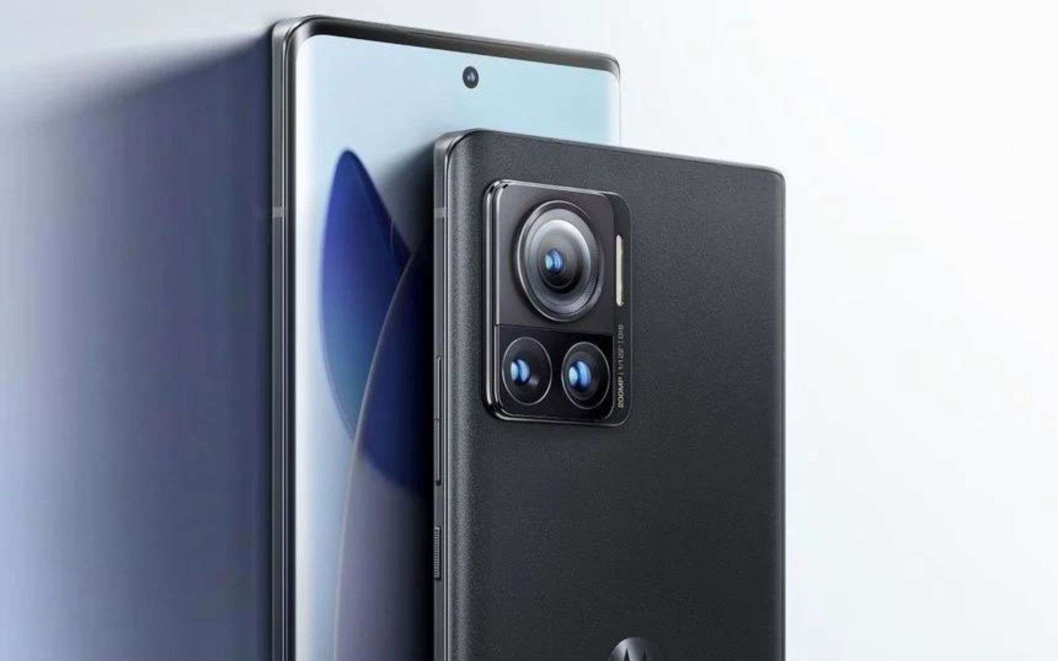 Motorola Moto X30 Pro UFFICIALE: potente e con fotocamera da 200 Mpx