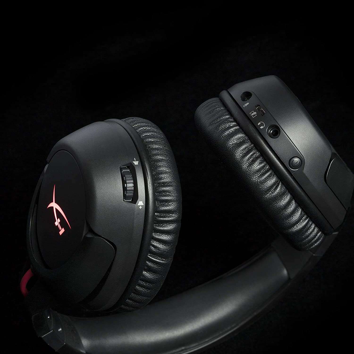 hyperx-cloud-flight-cuffie-gaming-spaziali-prezzo-stracciato-50-comandi