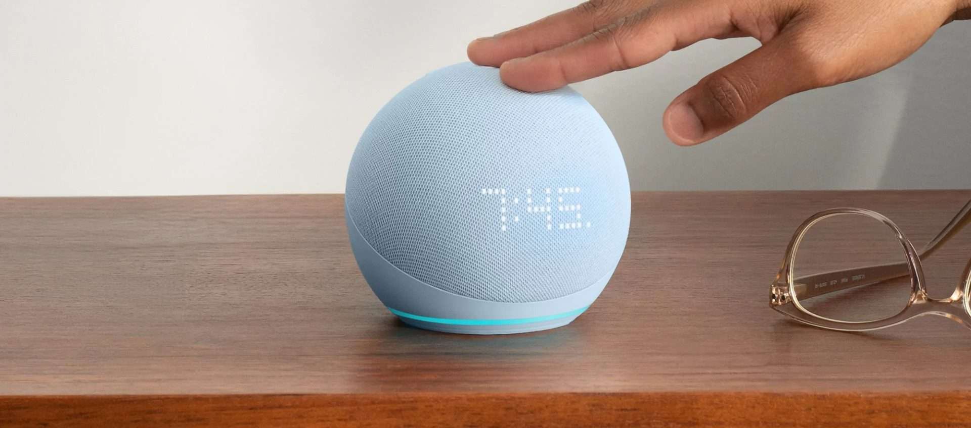 Echo Dot 5 con orologio: a QUESTO PREZZO è da prendere subito