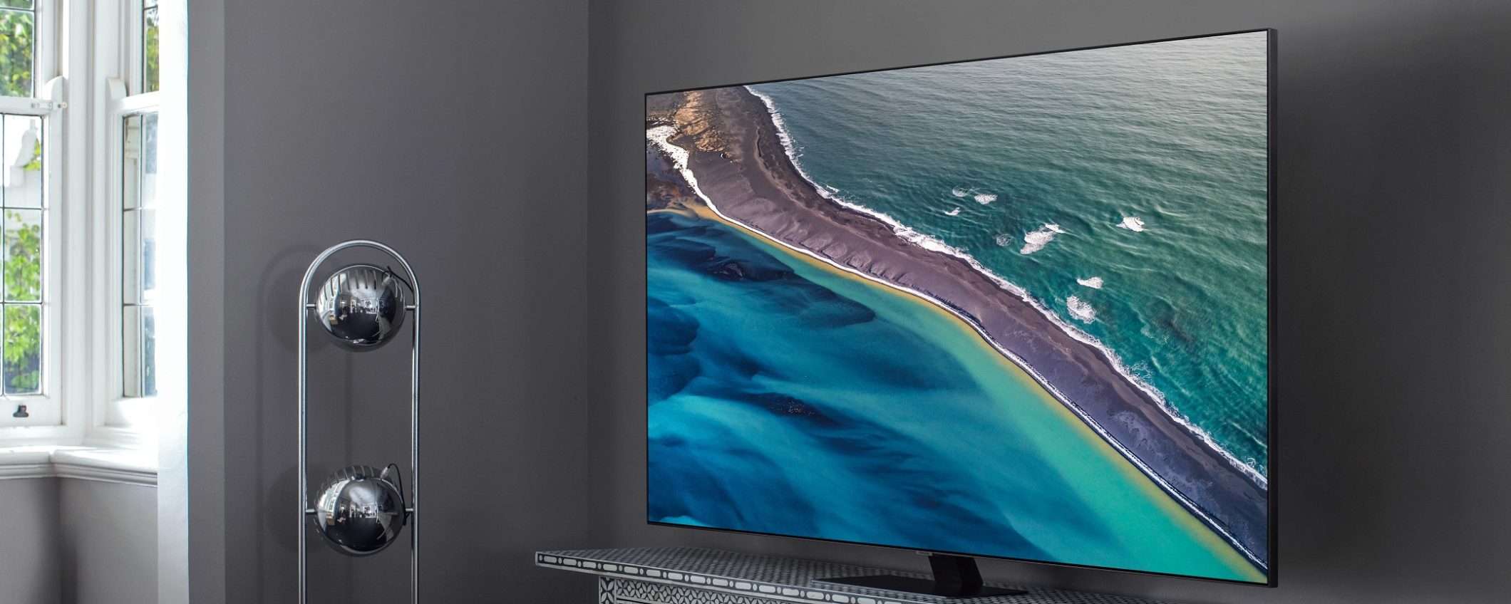 Questo TV QLED di Samsung COSTA LA META': è in SCONTO del 51%