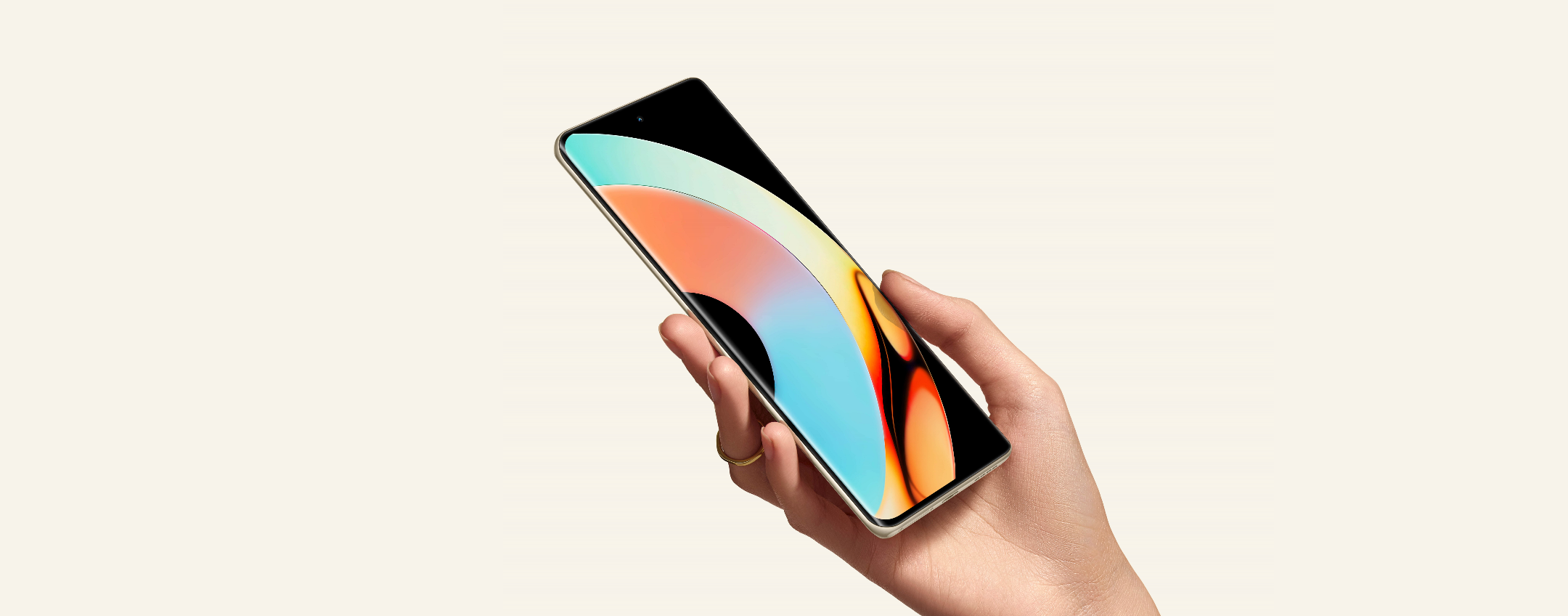 Realme 10 Pro+ ha il primo display curvo a 120 Hz al mondo