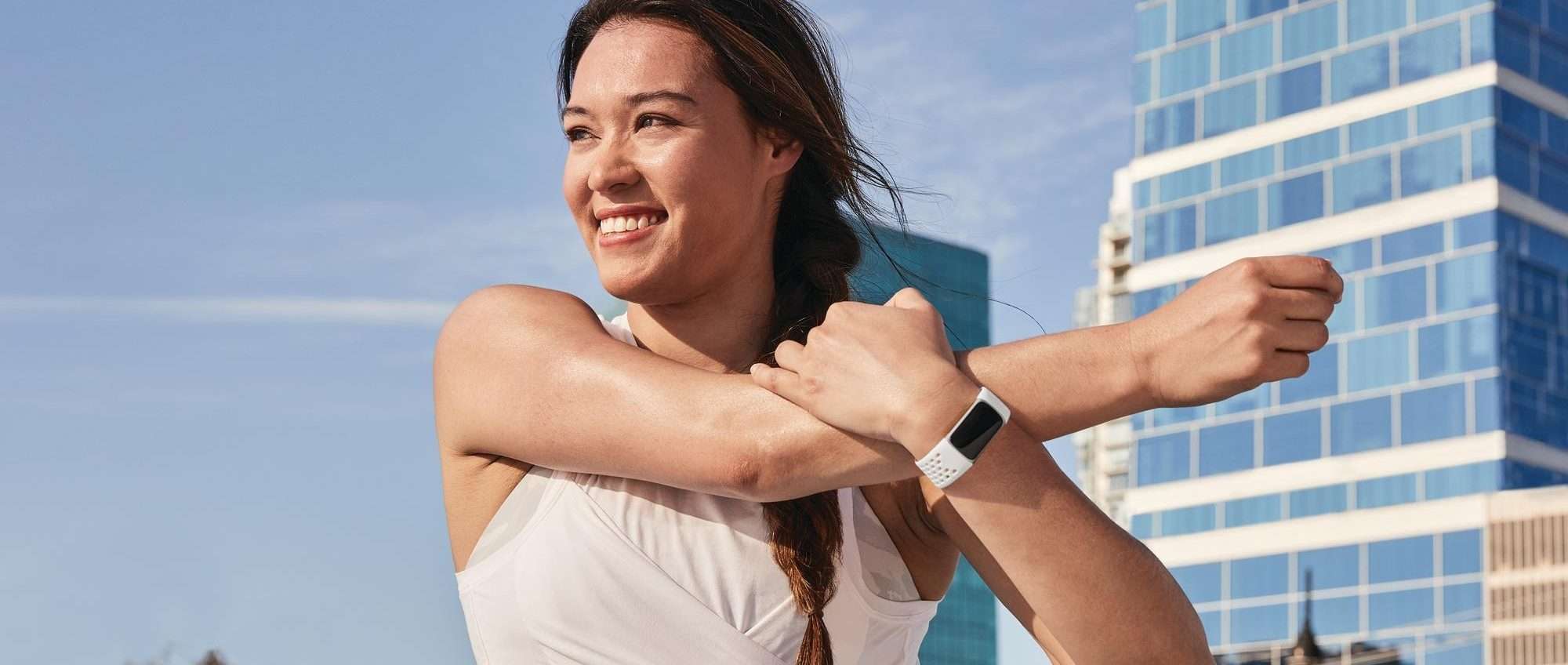 Fitbit Charge 5: in offerta al MINIMO STORICO è un VERO AFFARE (-45%)