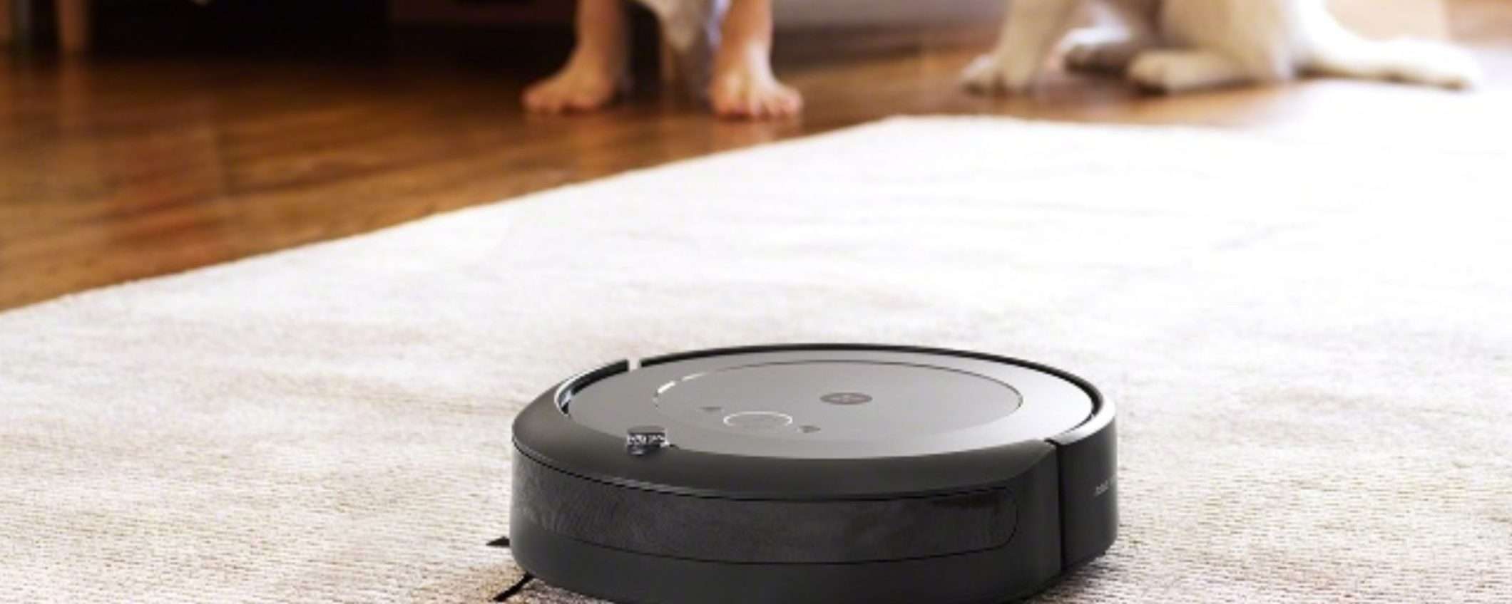 Roomba i1152, robot aspirapolvere 2-in-1 per casa sempre pulita (-24%)