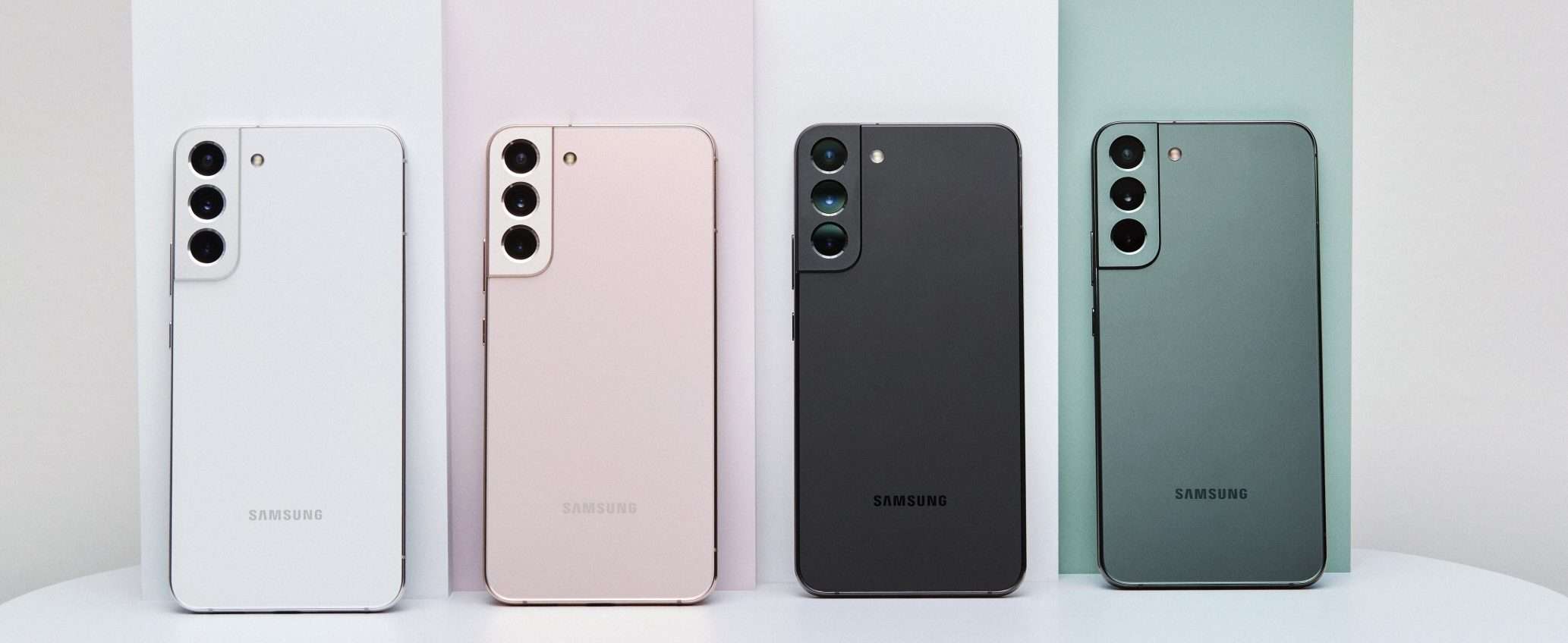 Samsung Galaxy S22 al prezzo più basso di sempre su Amazon (anche in 12 rate)