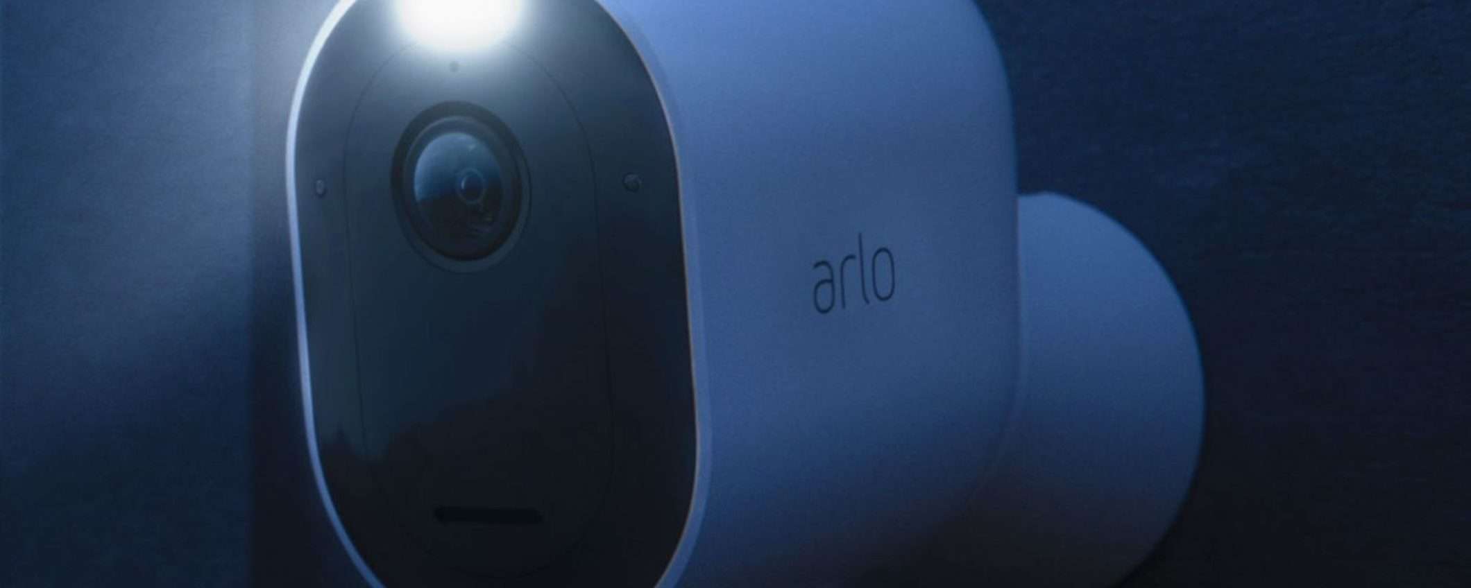 Arlo Pro 4, coppia di telecamere di sicurezza TOP a prezzo HOT (-40%)