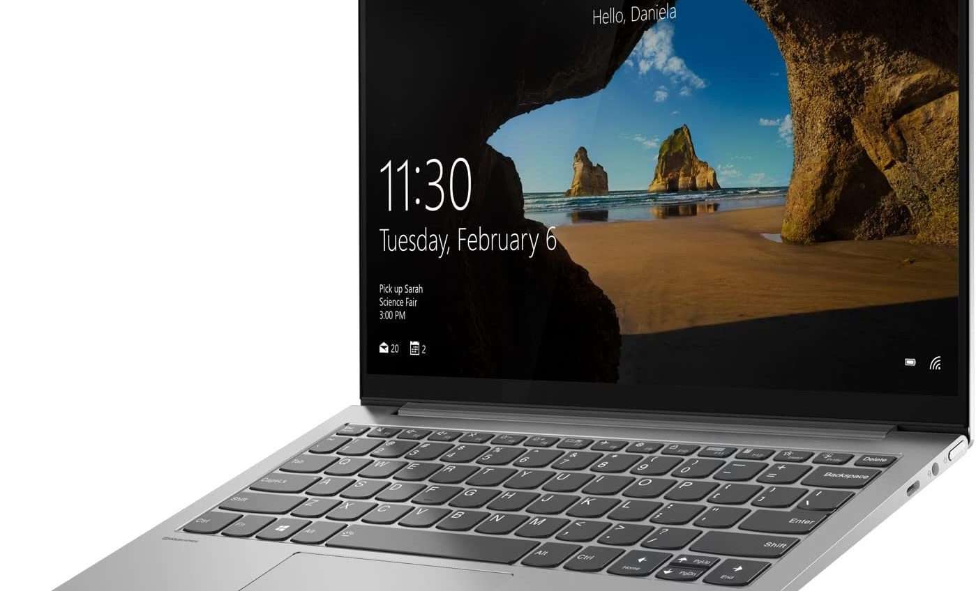 Asus Yoga Slim 7: super laptop ad un prezzo imbattibile, su Amazon risparmi 400€