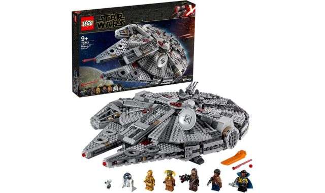 LEGO Star Wars Millenium Falcon Star Wars Day