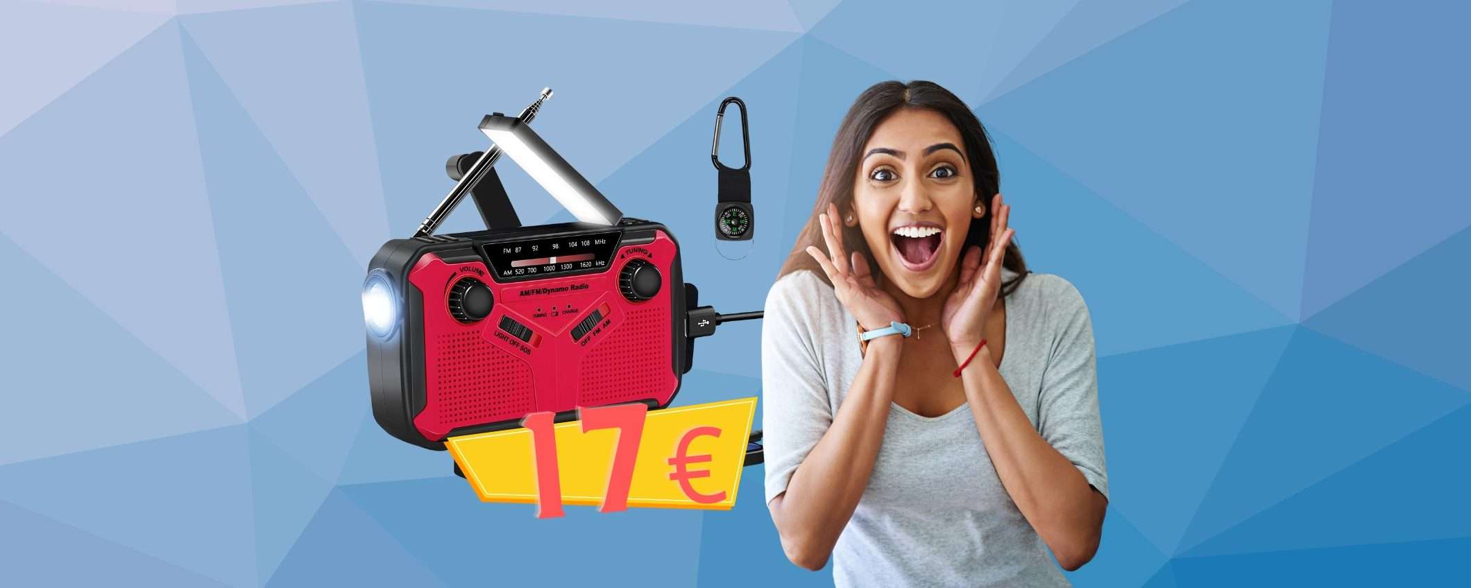 Radio portatile con pannello solare, torcia, USB e bussola a 17€