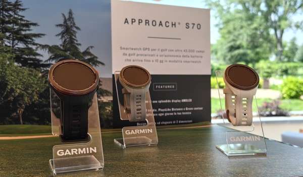 Garmin Approach S70