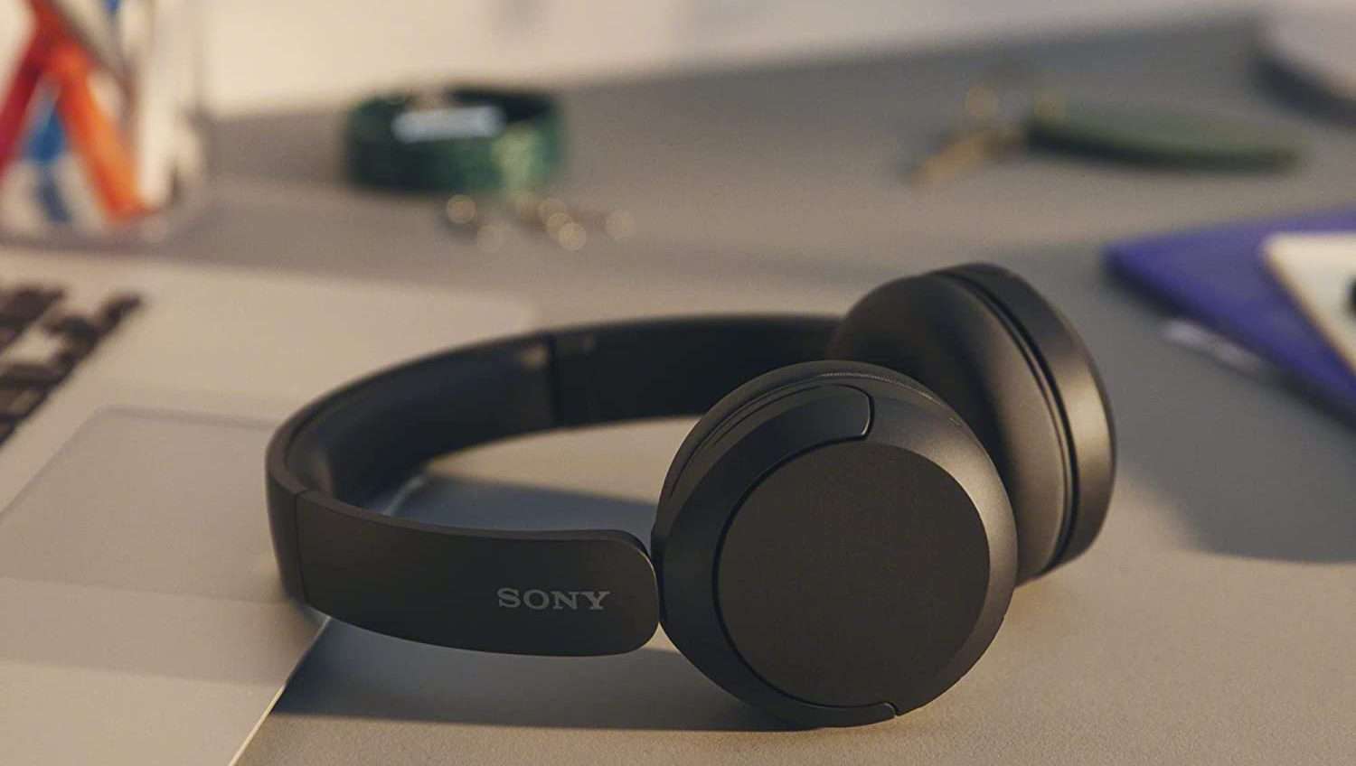 Le Sony WH-CH520 sono ad un ottimo prezzo su Amazon: le paghi il 40% in meno