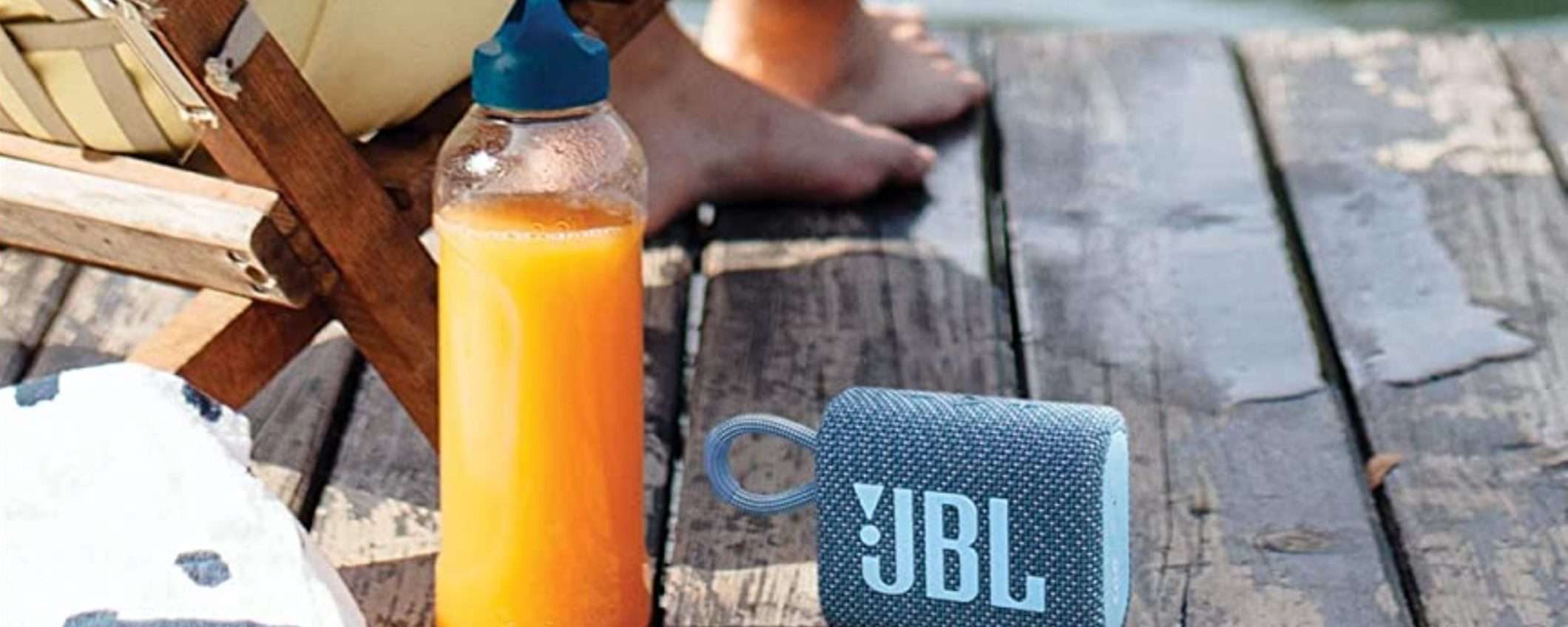 JBL GO 3 in offerta: l'altoparlante portatile perfetto per animare le tue feste in spiaggia