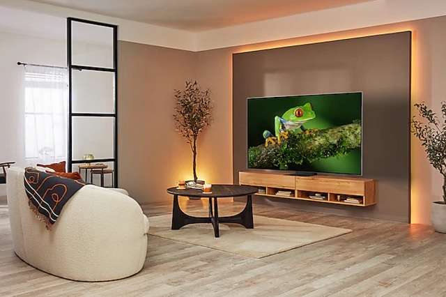 Nova TV QLED 8K 2022