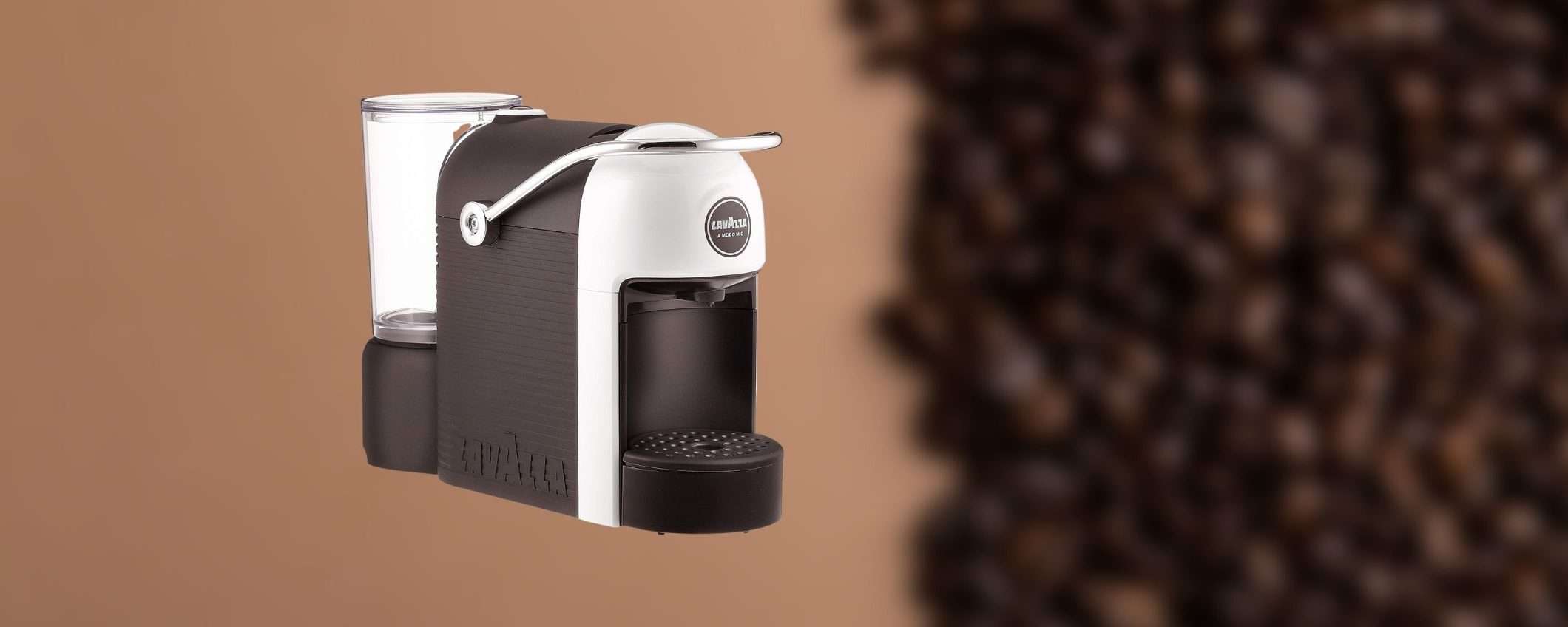 Macchina Lavazza A Modo Mio Jolie in offerta ad un SUPER PREZZO su eBay